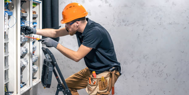 Best Circuit Breaker Repair  in Southeast Arcadia, FL